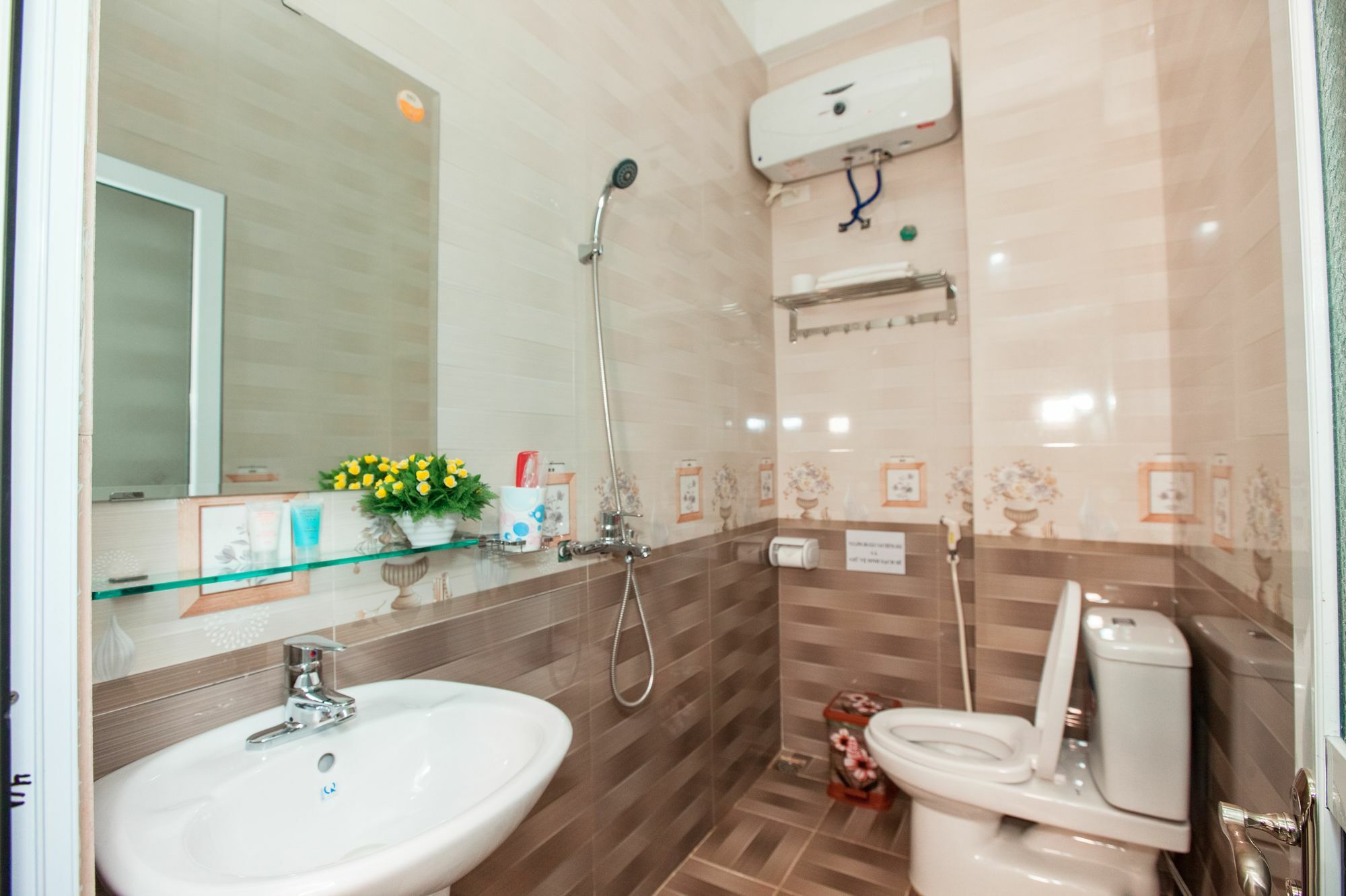 Dang Quang Guesthouse Ha Long Dış mekan fotoğraf